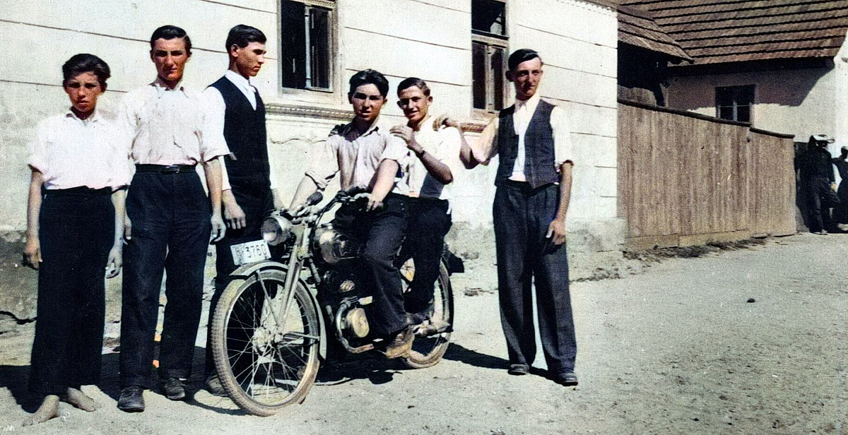 Nedjeljno posljepodne u Podravskim Sesvetama prije 70 godina.